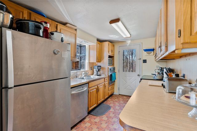 101 Frazier Oaks Road, Pottsboro, TX 75076