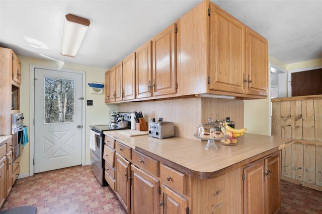 101 Frazier Oaks Road, Pottsboro, TX 75076