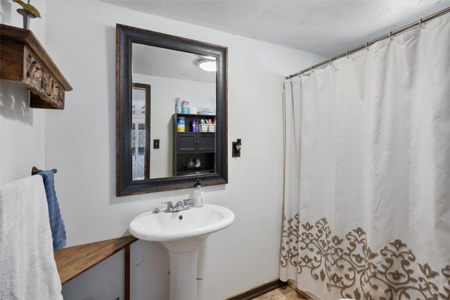 101 Frazier Oaks Road, Pottsboro, TX 75076