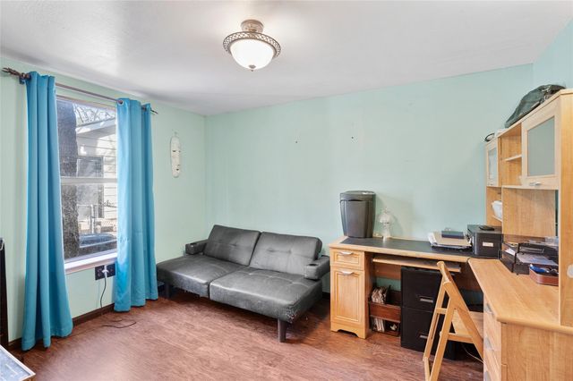 101 Frazier Oaks Road, Pottsboro, TX 75076