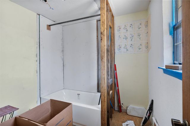 101 Frazier Oaks Road, Pottsboro, TX 75076