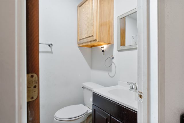 101 Frazier Oaks Road, Pottsboro, TX 75076