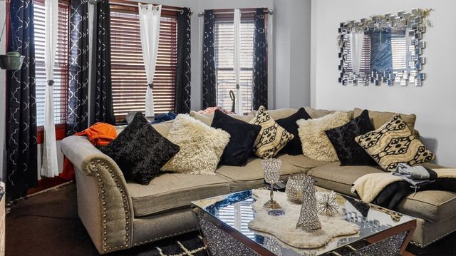 264 Weld St, New Bedford, MA 02740