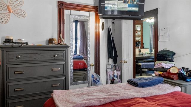 264 Weld St, New Bedford, MA 02740