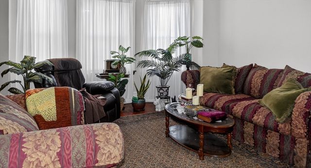 264 Weld St, New Bedford, MA 02740