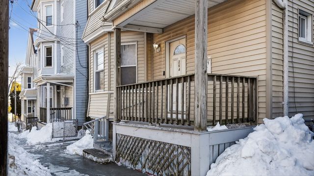 264 Weld St, New Bedford, MA 02740