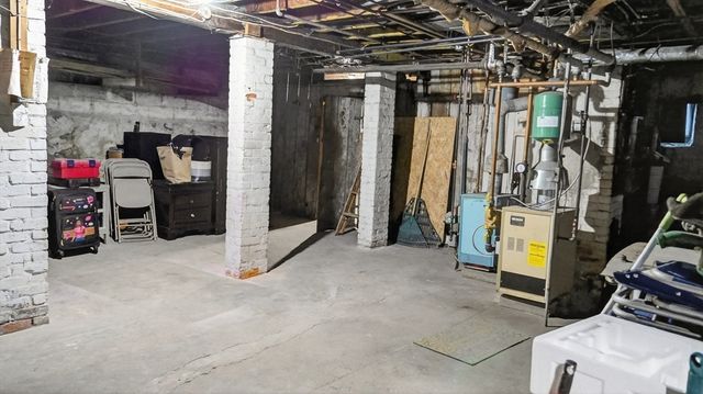 264 Weld St, New Bedford, MA 02740