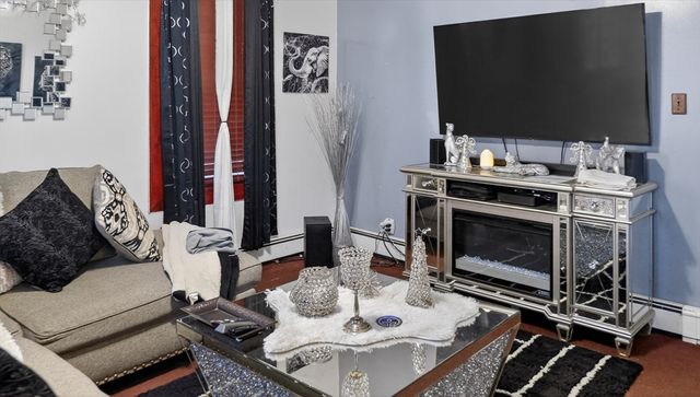 264 Weld St, New Bedford, MA 02740