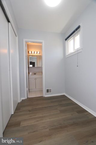 10932 FAIRCHESTER DR, Fairfax, VA 22030