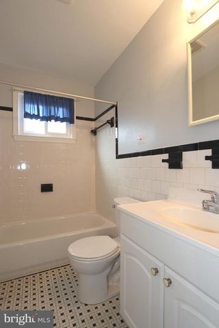 10932 FAIRCHESTER DR, Fairfax, VA 22030