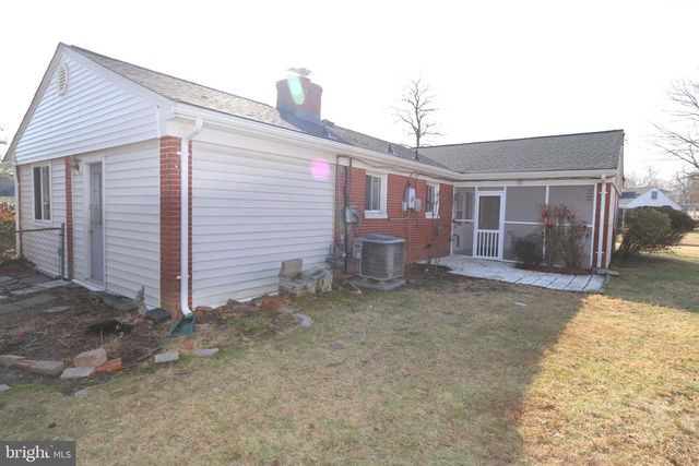 10932 FAIRCHESTER DR, Fairfax, VA 22030