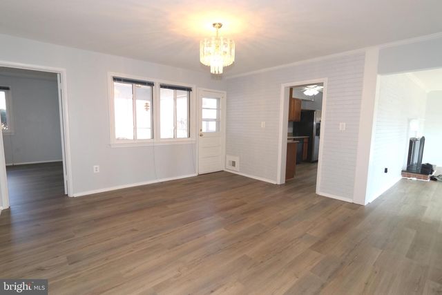 10932 FAIRCHESTER DR, Fairfax, VA 22030