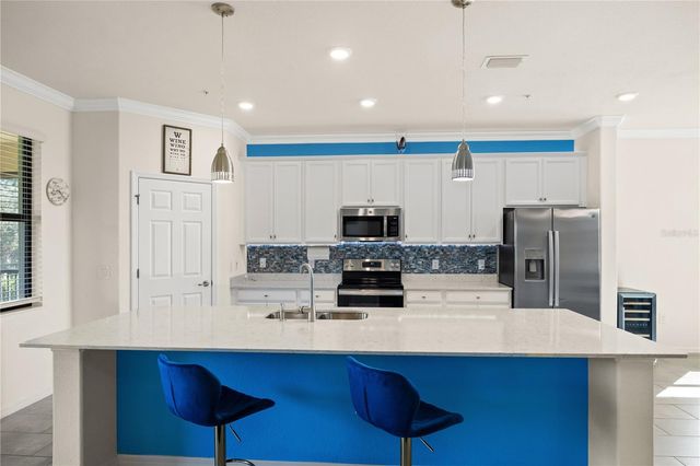 12460 GHIBERTI CIRCLE 202, Venice, FL 34293
