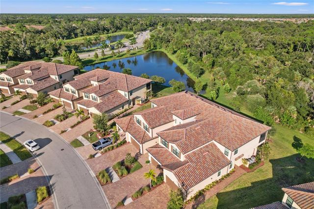 12460 GHIBERTI CIRCLE 202, Venice, FL 34293