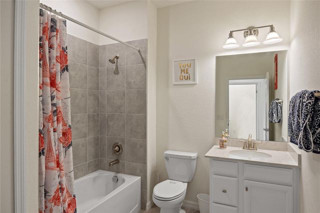 12460 GHIBERTI CIRCLE 202, Venice, FL 34293