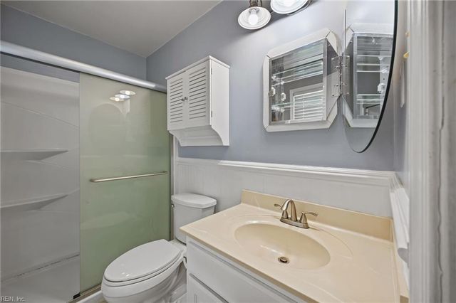 120 Cove RD, Newport News, VA 23608