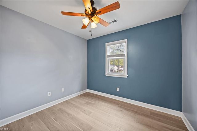 120 Cove RD, Newport News, VA 23608