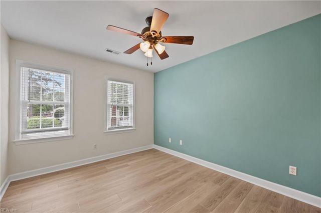 120 Cove RD, Newport News, VA 23608