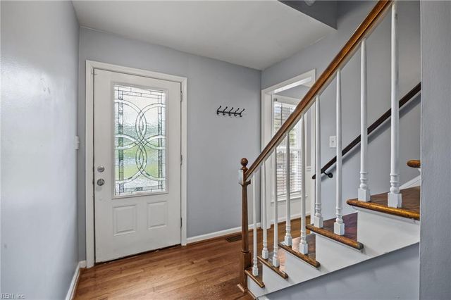 120 Cove RD, Newport News, VA 23608