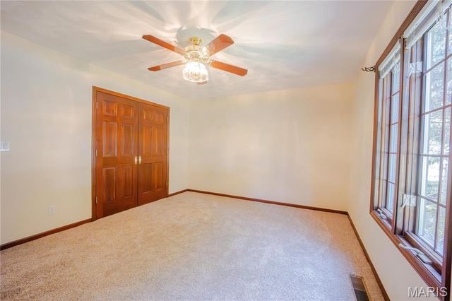8620 State Route 163, Belleville, IL 62223