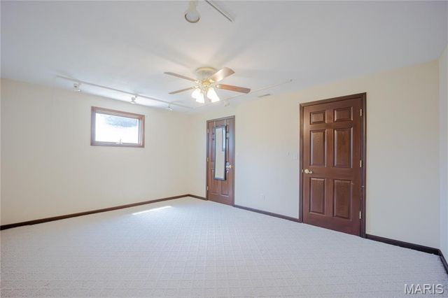 8620 State Route 163, Belleville, IL 62223