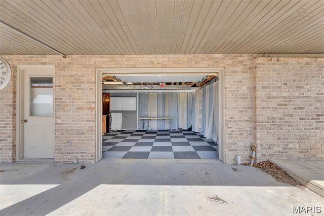 8620 State Route 163, Belleville, IL 62223