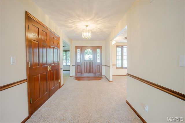 8620 State Route 163, Belleville, IL 62223