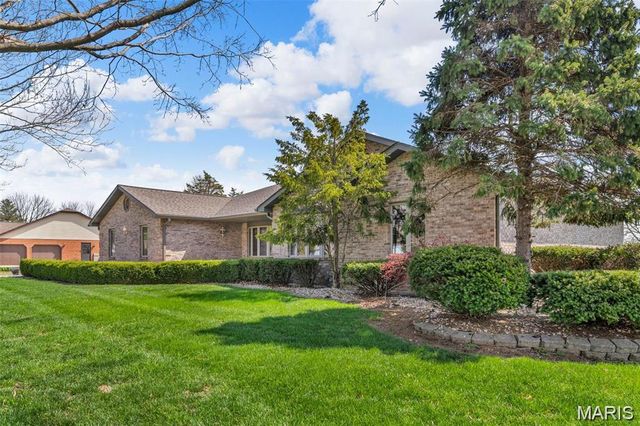 8620 State Route 163, Belleville, IL 62223