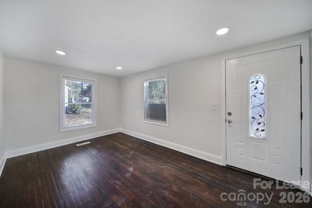2958 Reid Avenue, Charlotte, NC 28208