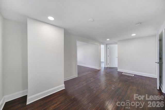 2958 Reid Avenue, Charlotte, NC 28208