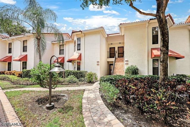 611 Serendipity DR 611, Naples, FL 34108