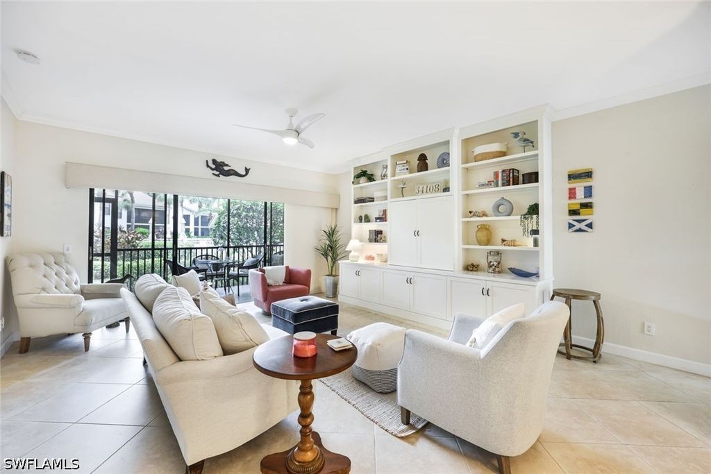 611 Serendipity DR 611, Naples, FL 34108