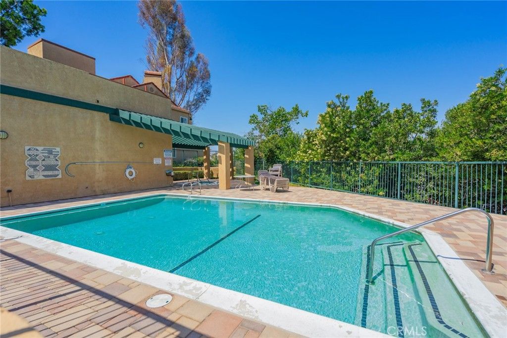Image 18 of property listing at 3050 La Paz Ln C, Diamond Bar, CA 91765
