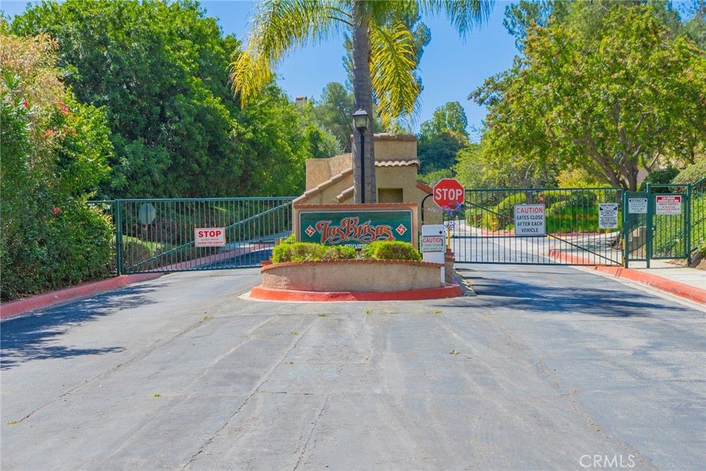 Image 19 of property listing at 3050 La Paz Ln C, Diamond Bar, CA 91765