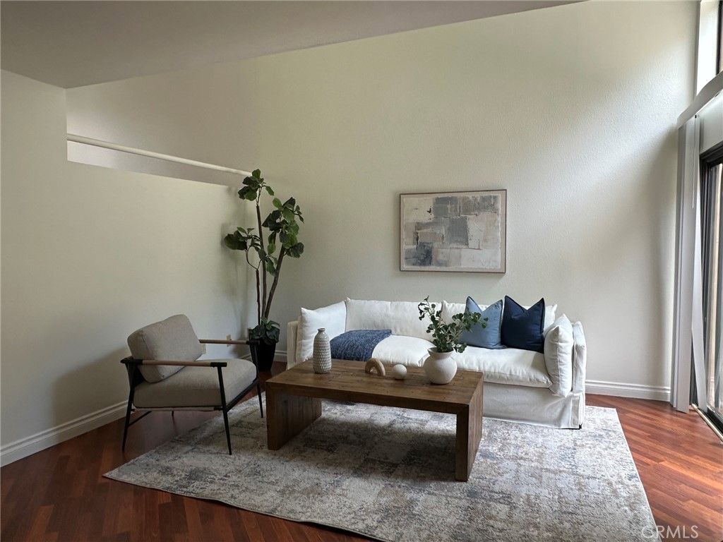 Image 2 of property listing at 3050 La Paz Ln C, Diamond Bar, CA 91765