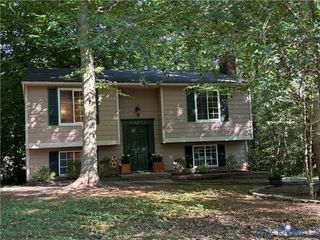 13325 Thornridge Ln, Chesterfield, VA 23112
