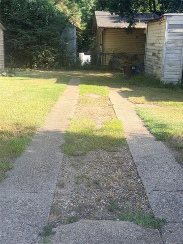 6201 Canal Boulevard, Shreveport, LA 71108