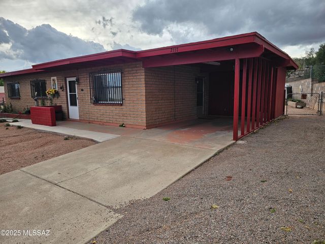 2337 N Calle Santa Ana, Nogales, AZ 85621