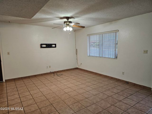 2337 N Calle Santa Ana, Nogales, AZ 85621