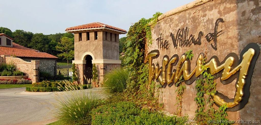 12032 S Braden Avenue S, Tulsa, OK 74137