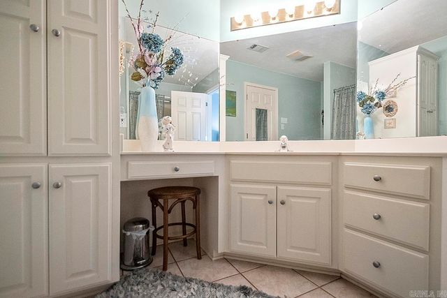 4340 Raleigh Drive, Conway, AR 72034