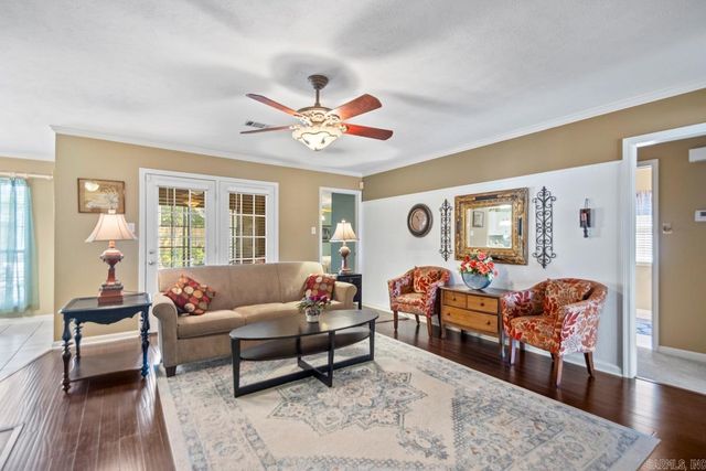 4340 Raleigh Drive, Conway, AR 72034