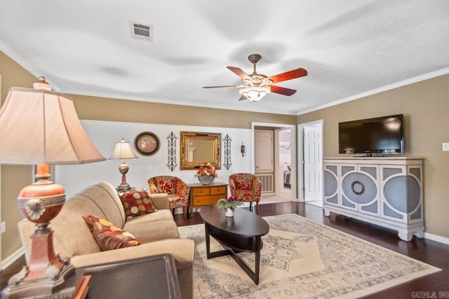 4340 Raleigh Drive, Conway, AR 72034