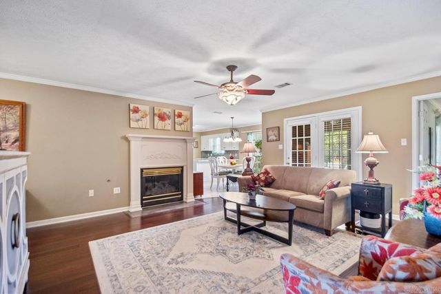 4340 Raleigh Drive, Conway, AR 72034