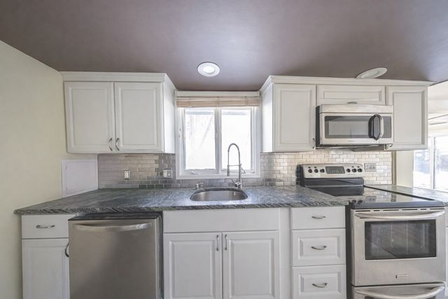 7 West St, Melrose, MA 02176