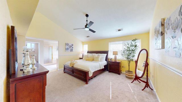 3705 Vondel, Modesto, CA 95356