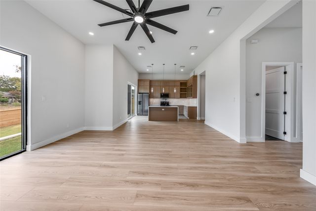 4581 N Shore Drive, The Colony, TX 75056