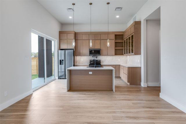4581 N Shore Drive, The Colony, TX 75056