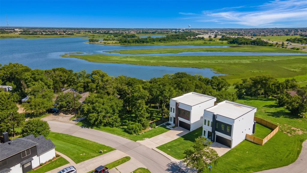 4581 N Shore Drive, The Colony, TX 75056 — photo 2
