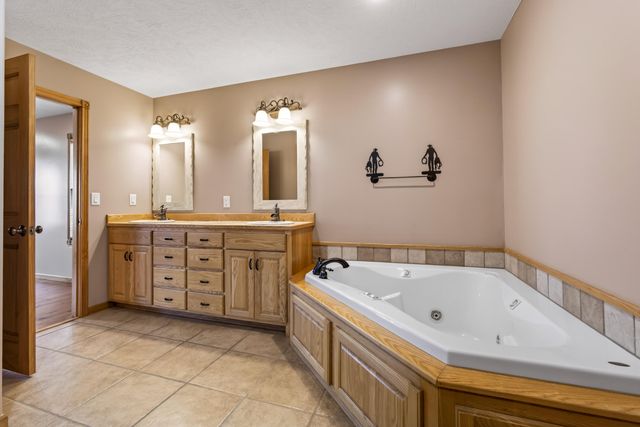 3652 E Farm Road 48, Fair Grove, MO 65648